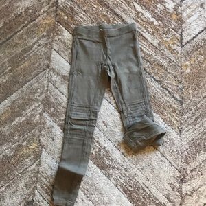 Camo green colored leggings